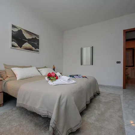 Sonenga Panoramic Terrace Μενάτζιο